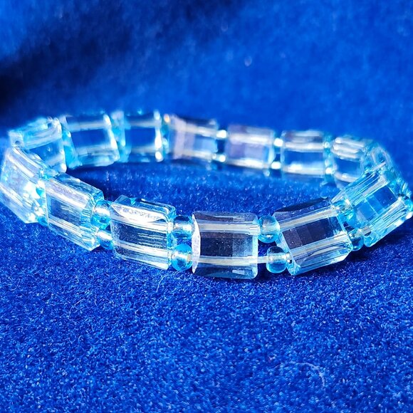 Double-Thread Light Blue Glass Bead Bracelet - Picture 1 of 3